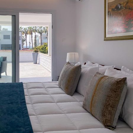 Phaedrus Living: Luxury Flat Semeli Apartment Paphos ภายนอก รูปภาพ